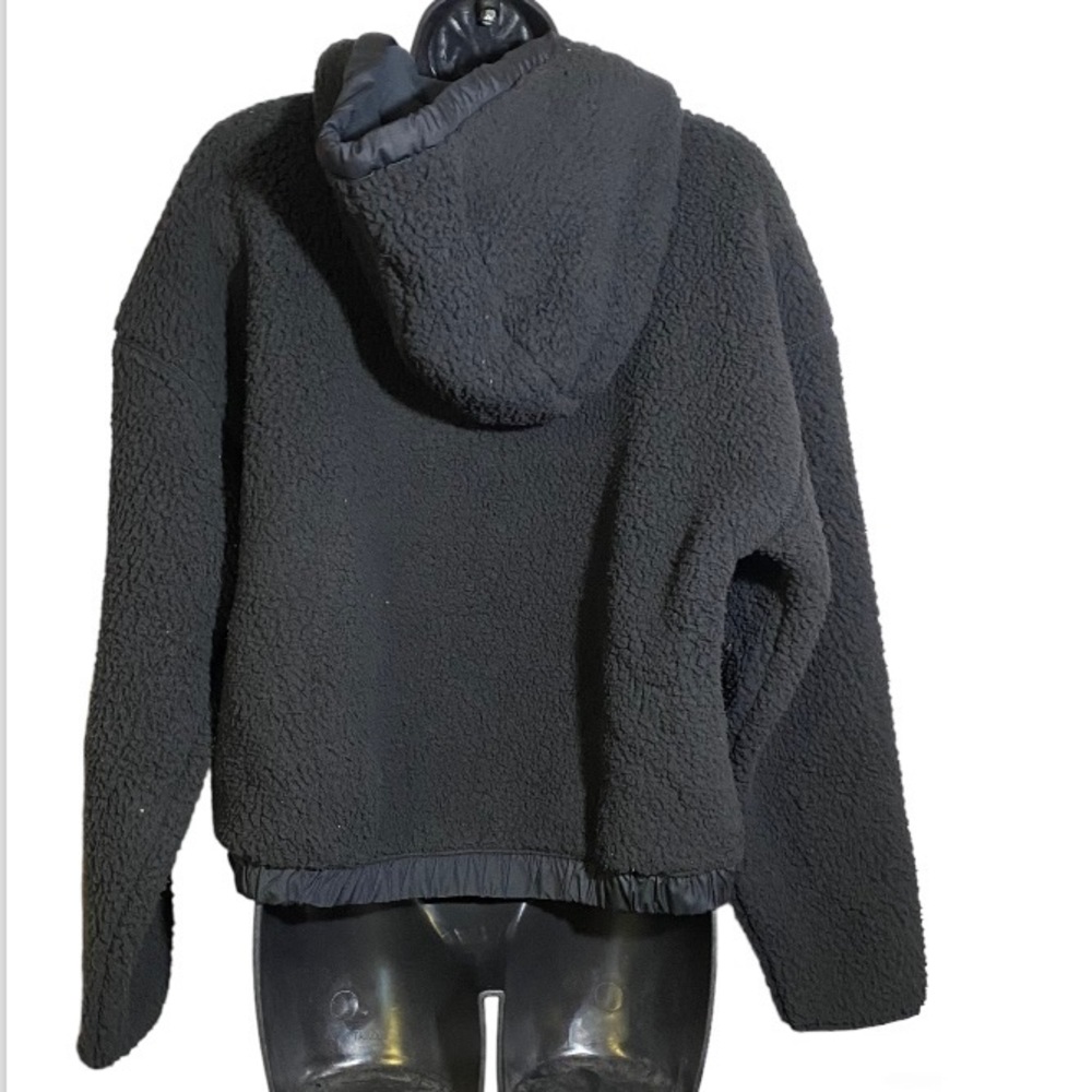 Under Armour Sherpa Fleece Hoodie Black Cropped Long Sleeve Women’s Size Large - Picture 2 of 11
